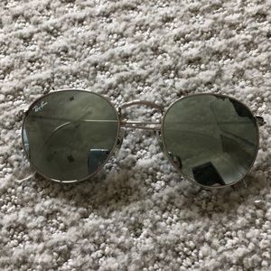 RAYBANS! SILVER and REFLECTIVE